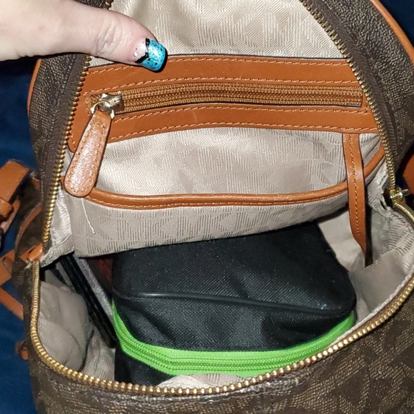 Michael kors backpack - Picture 5 of 6